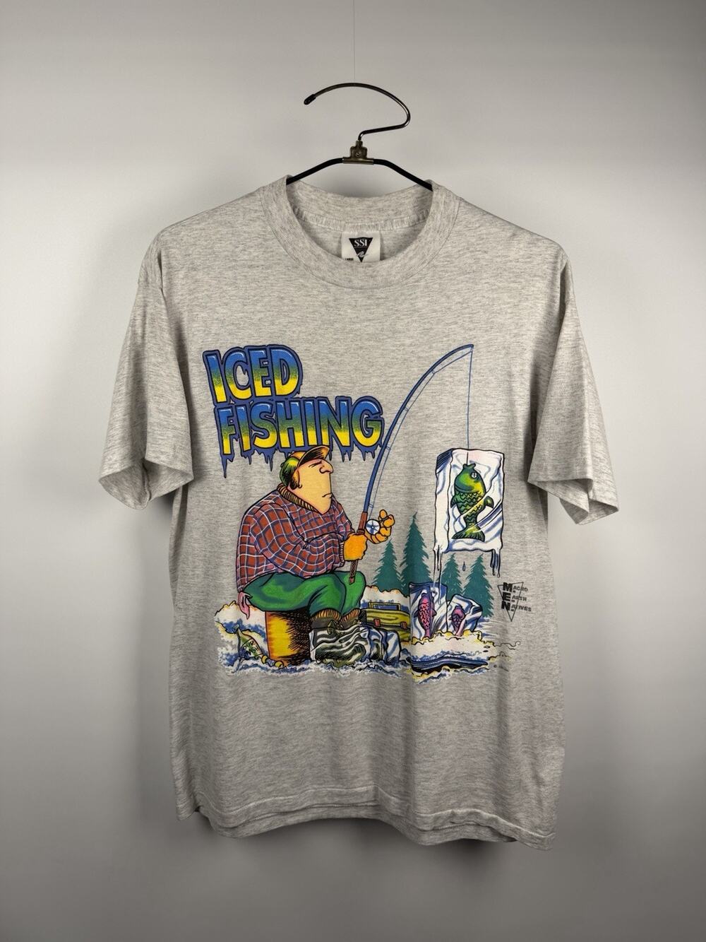 Vintage 1991 Iced Fishing Cartoon SSI Macho Earth Natives Shirt Large 22x29
